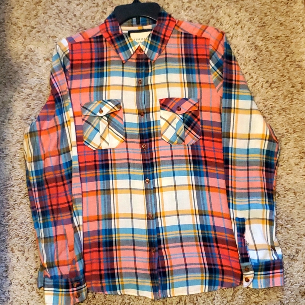 Trendy Plaid - Seven Button Up, Long Sleeve Collared shirt. Great for Fall!